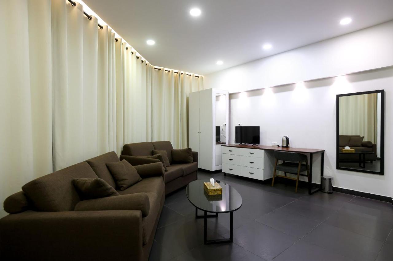 Hamra Urban Gardens Hotel Бейрут Екстериор снимка