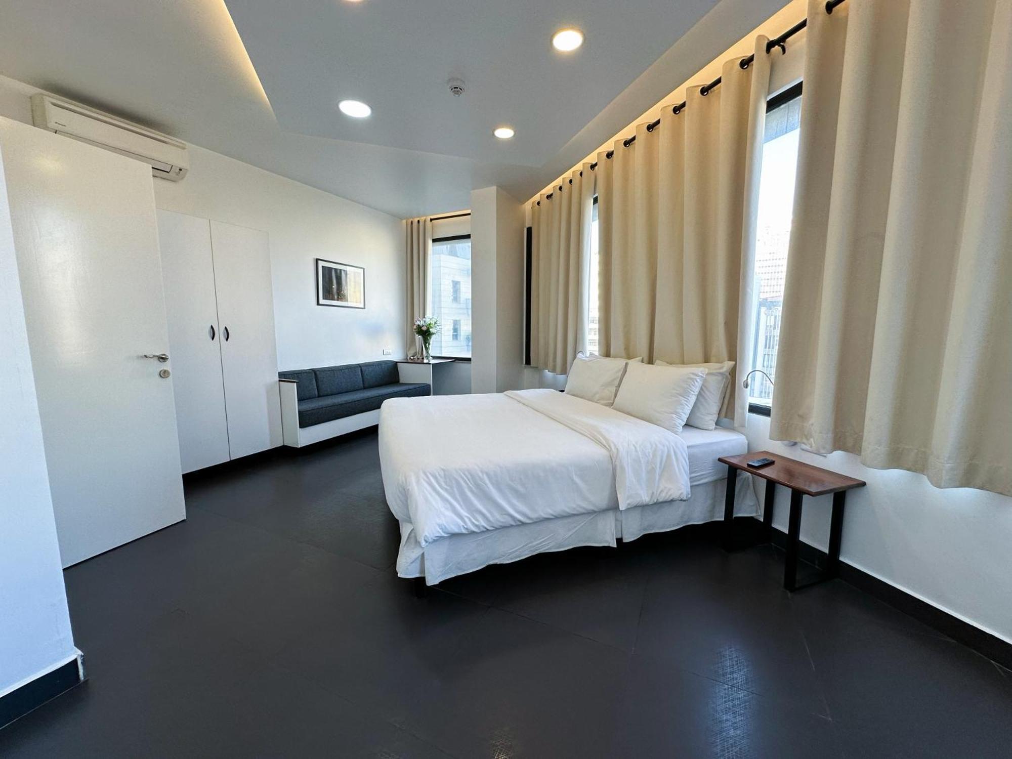 Hamra Urban Gardens Hotel Бейрут Екстериор снимка